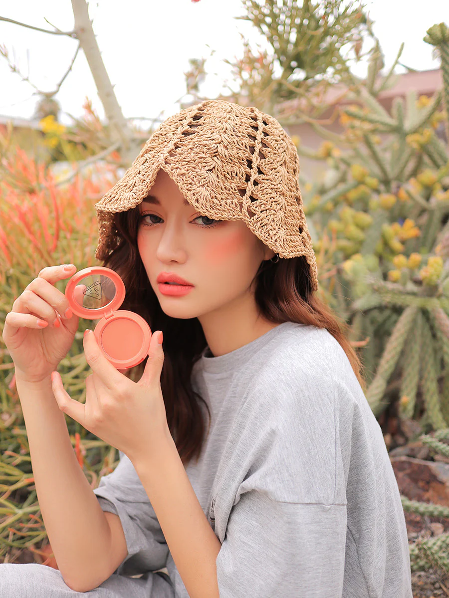 3CE Stylenanda Face Blush #Soft Salmon - Image 6