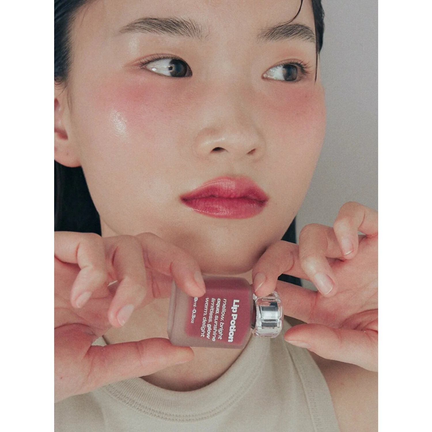 Alternative Stereo Lip Potion Aqua Glow - Image 5