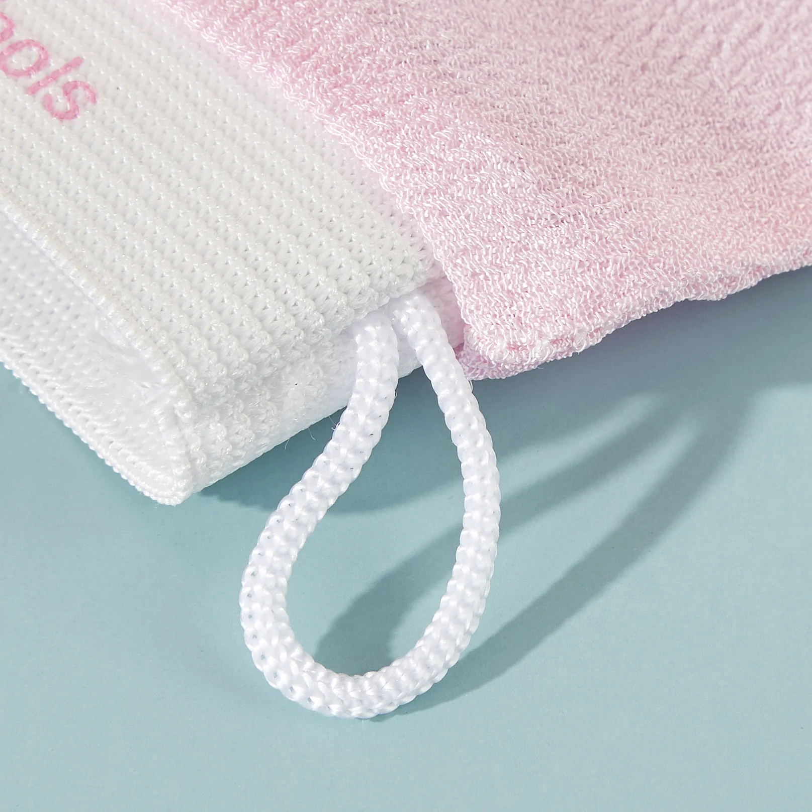 BA Tools Exfoliating Face Mitt Pink - Image 6