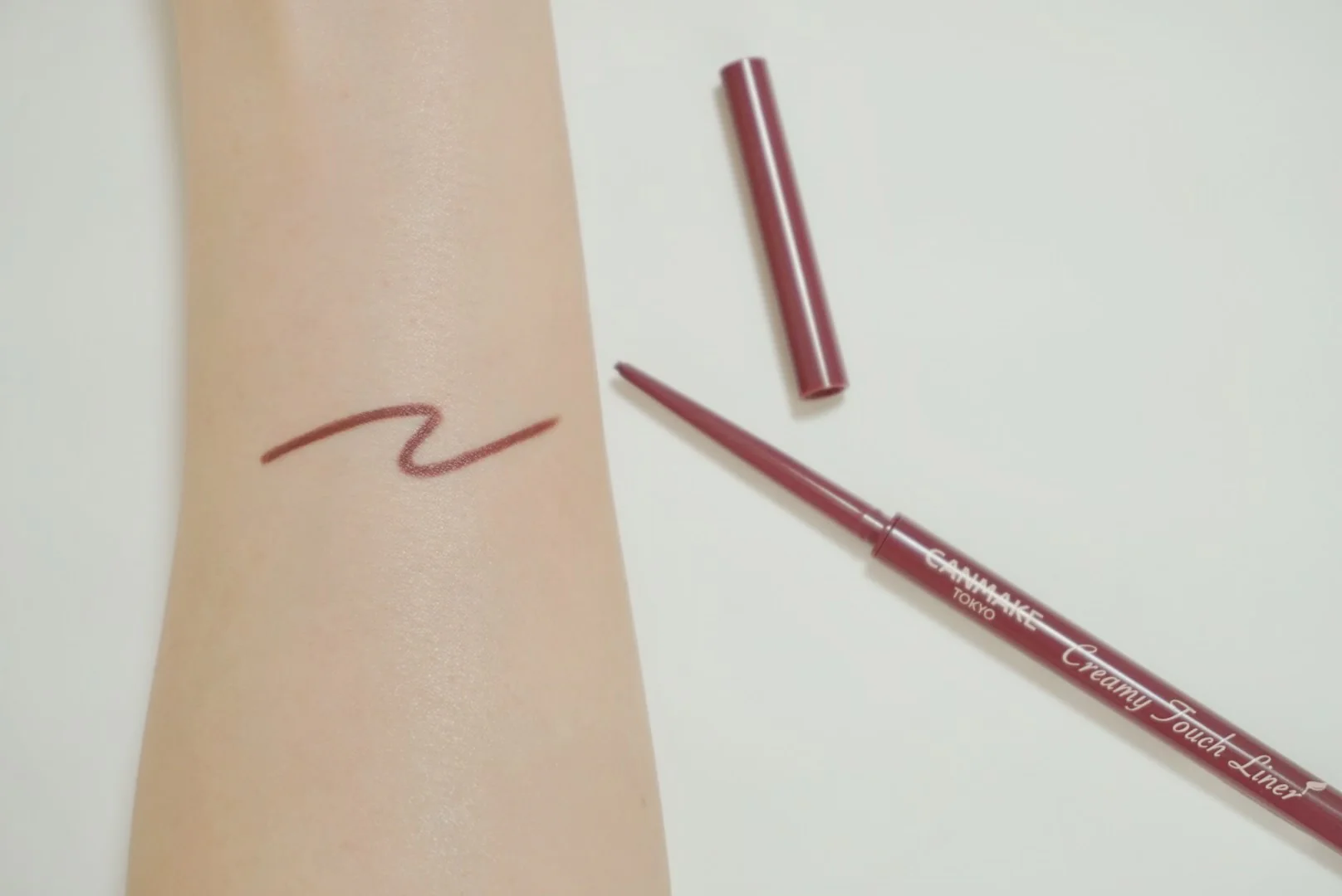 Canmake Creamy Touch Liner 06 Foggy Plum - Image 3