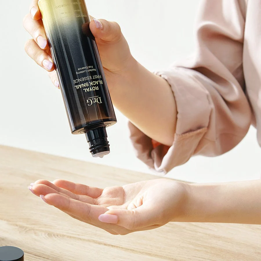 Dr.G Royal Black Snail First Essence 165ml - Image 2