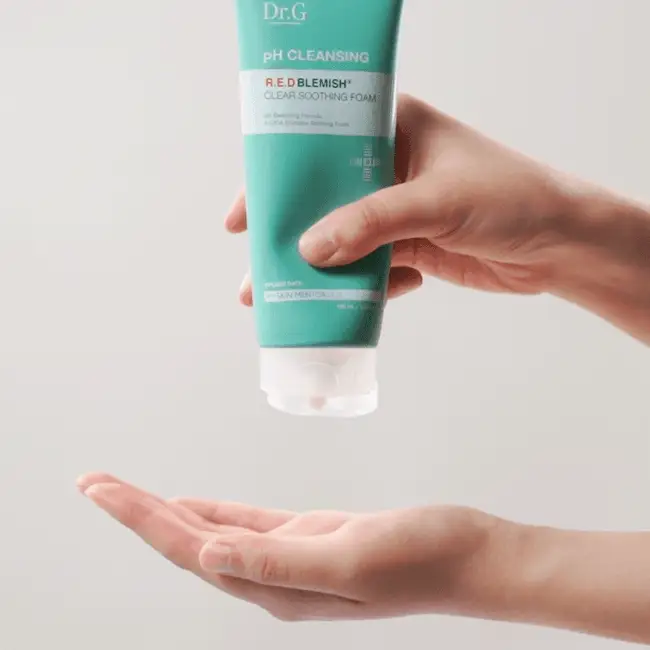 Dr.G R.E.D Blemish Clear Soothing Foam 150ml - Image 2