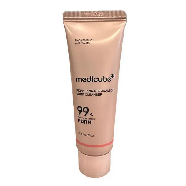 Medicube PDRN Pink Niacineamide Whip Cleanser - Image 5